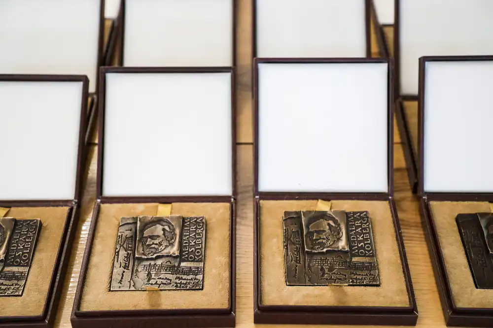 Barbara Brylak-Załuska wśród laureatów nagród im. Oskara Kolberga „Za zasługi dla kultury ludowej”