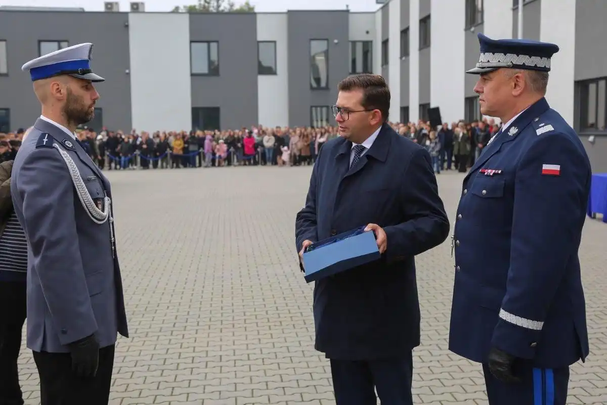 Mł. Asp. Przemysław Adamek z KPP w Limanowej z nagrodą Primus Inter Fortes