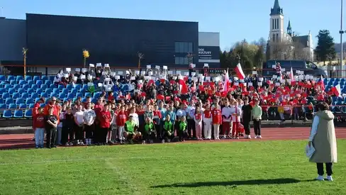 Mszana Dolna świętuje na sportowo. Biało-czerwony bieg ku wolności