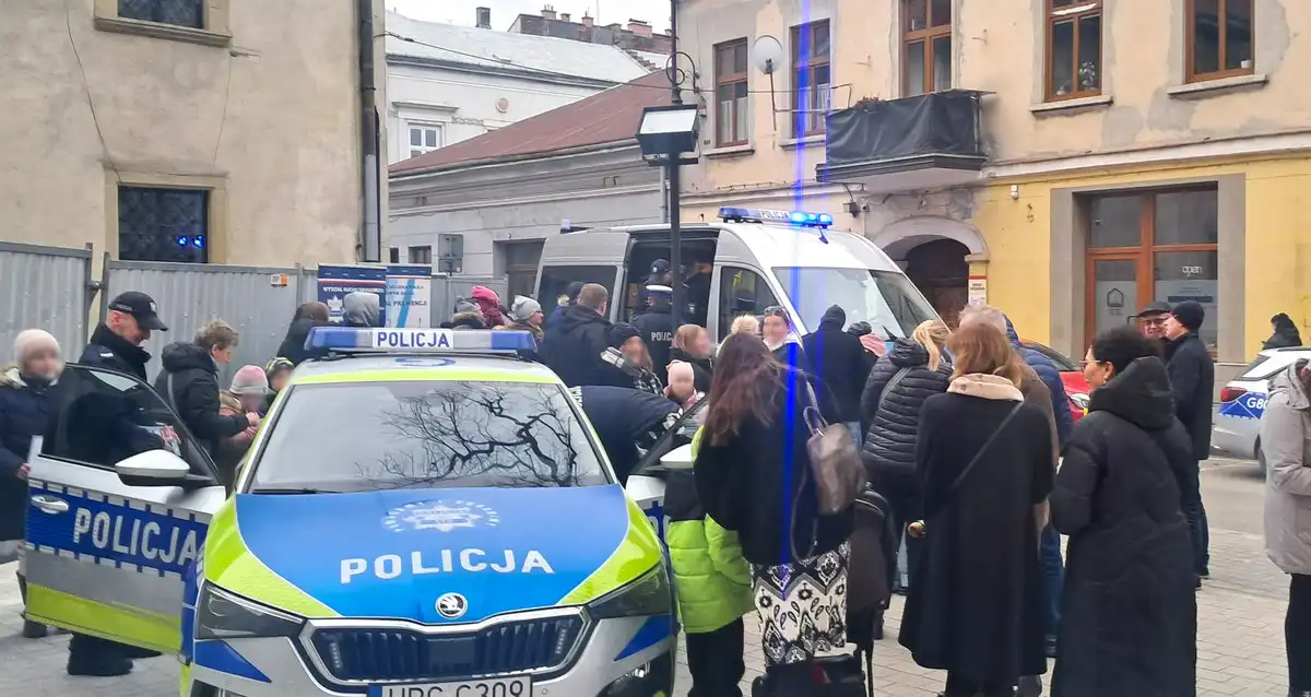 Bezpieczni w Nowym Sączu. Policja i Parafia łączą siły na rzecz edukacji