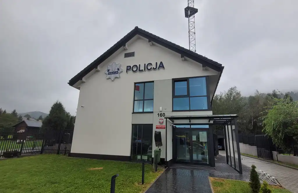 Posterunek Policji w Uściu Gorlickim staje się Komisariatem