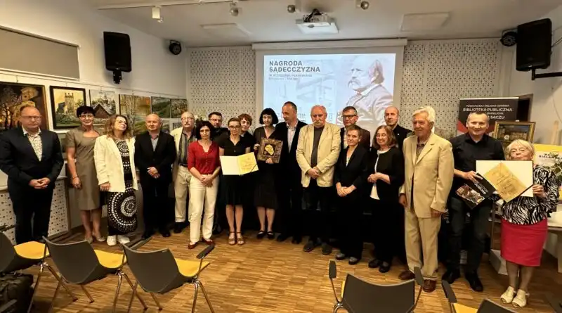 Przyznano nagrody “Sądecczyzna” im. Szczęsnego Morawskiego