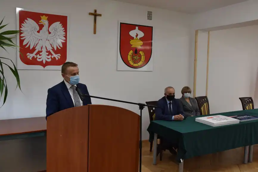 Powiat gorlicki z rządowym wsparciem z Funduszu Inwestycji Lokalnych i Funduszu Rozwoju Dróg