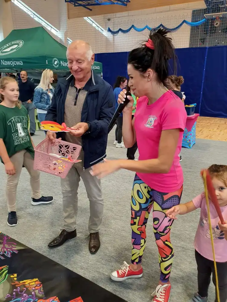 Piknik Rodzinny w hali Powiatowego Centrum Sportu w Marcinkowicach