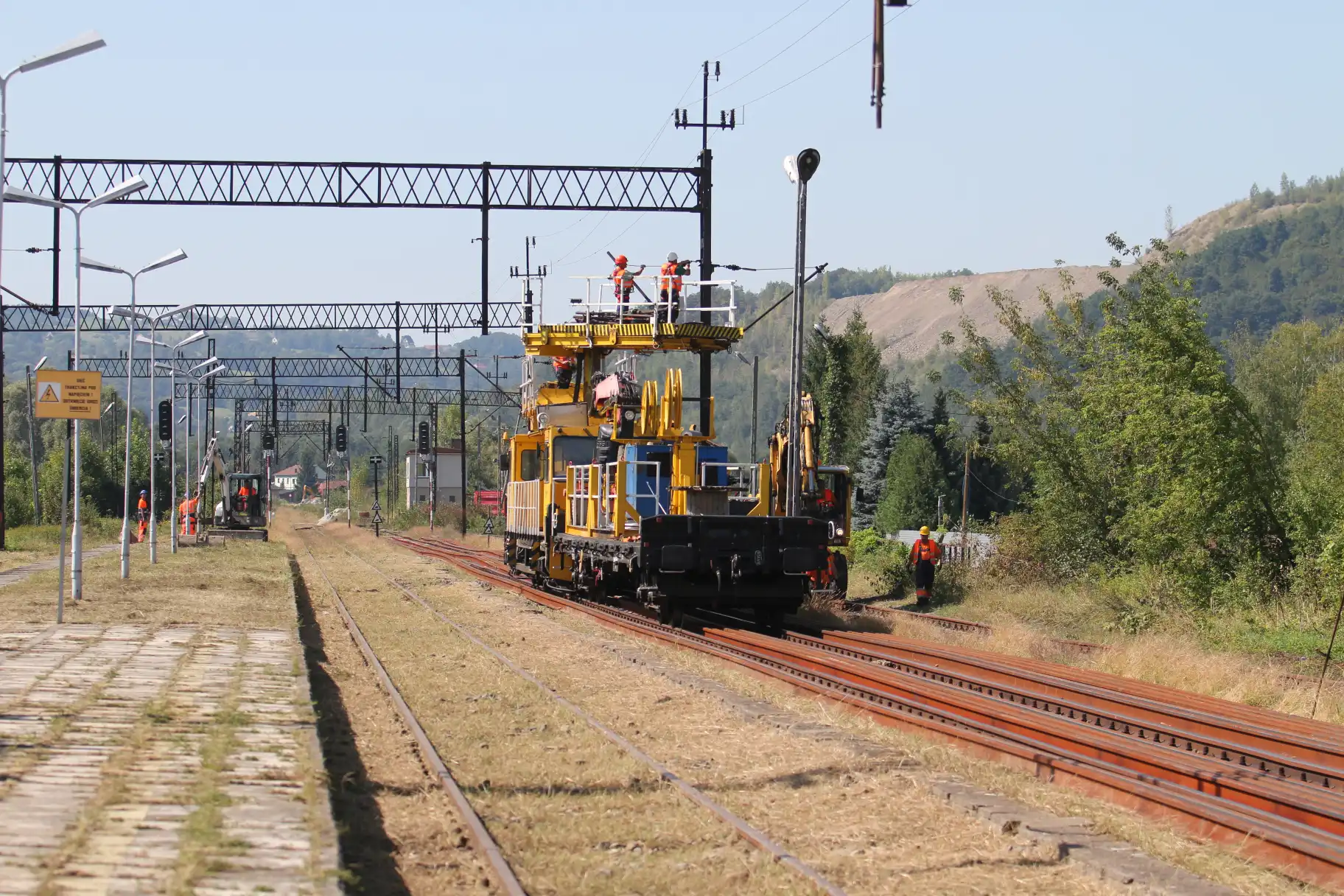 Ruszyły prace budowlane na wielkiej rządowej inwestycji kolejowej