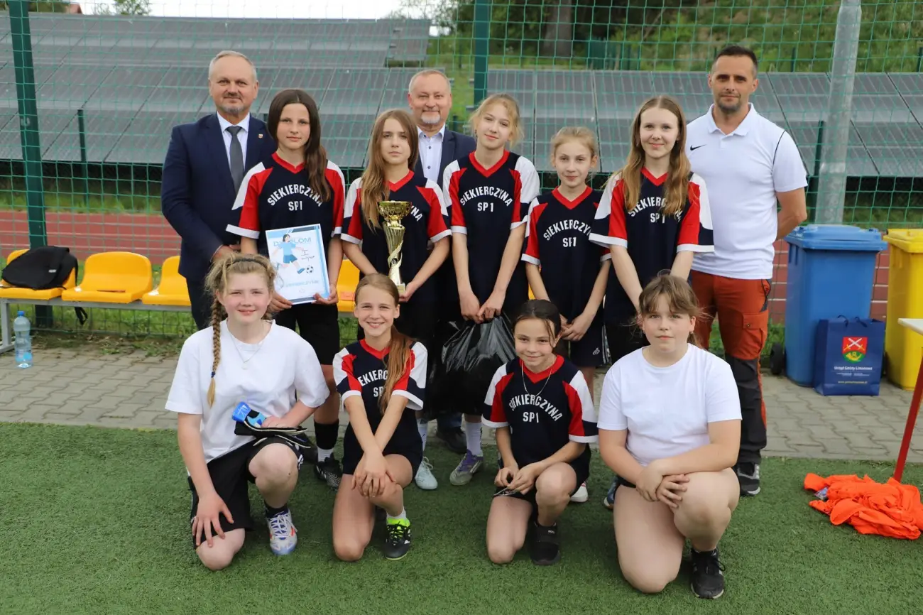 Młode piłkarki rywalizowały w Męcinie. Znamy najlepsze drużyny