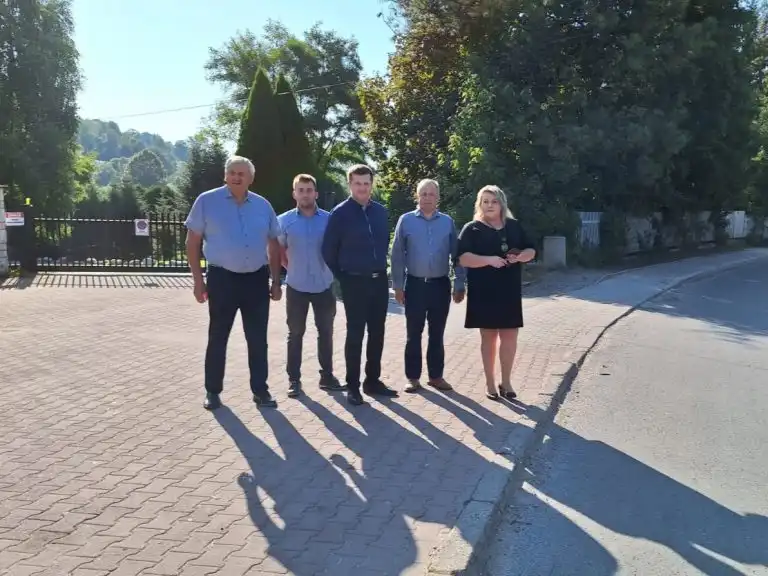 Rusza przebudowa drogi powiatowej w Niedźwiedziu
