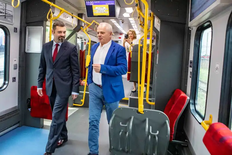 Pierwszy Impuls dla Szybkiej Kolei Miejskiej z pasażerami na pokładzie