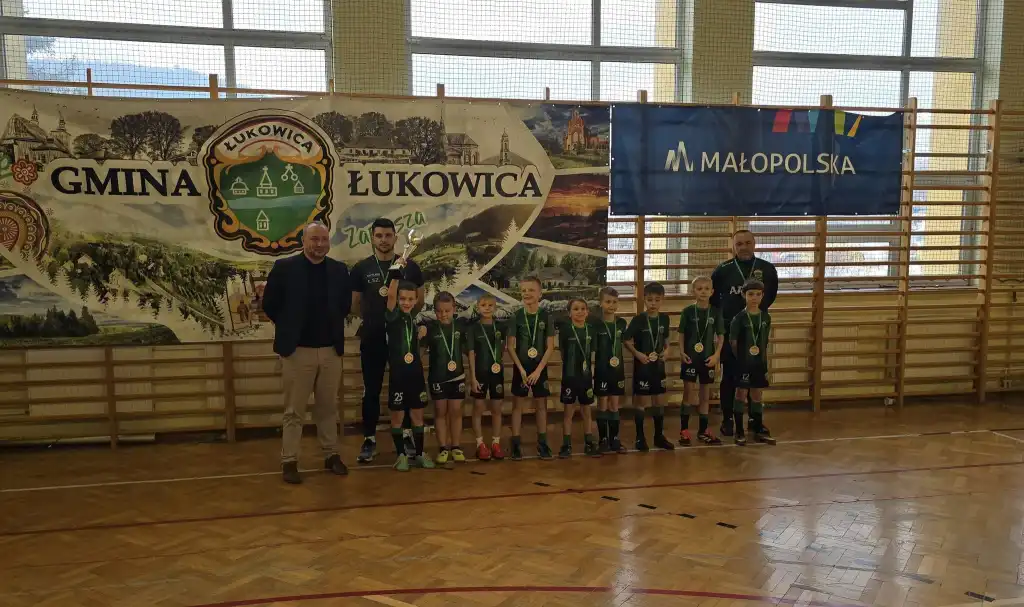 Turniej o Puchar Wójta Gminy Łukowica przyciągnął młodych sportowców
