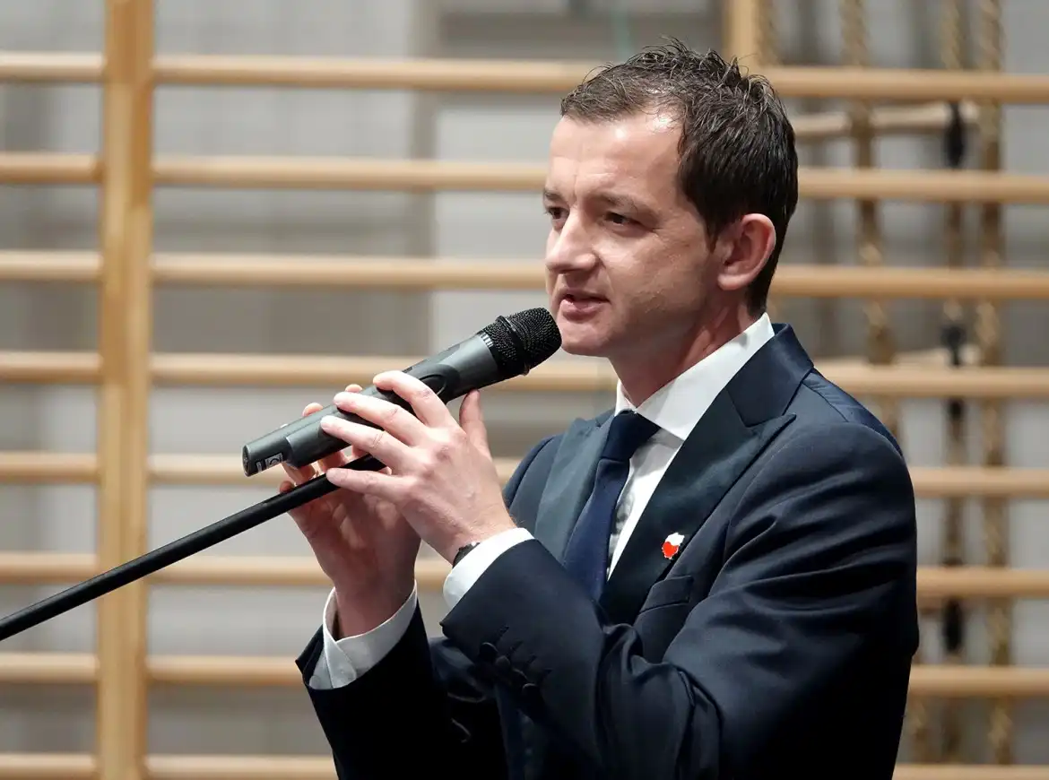 LO w Grybowie: minister podziękował młodzieży i nauczycielom