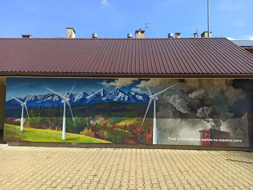 Obok „Orlika” w Chełmcu powstał ekologiczny mural