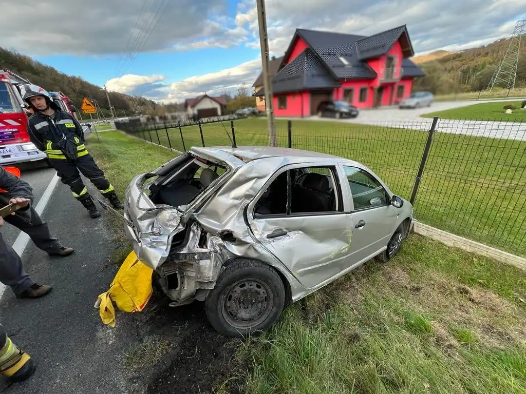 Barcice: kolizja samochodu osobowego z pociągiem