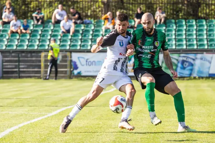 Drużyna Sandecji pokonuje Stal Stalową Wolę w drugiej kolejce rozgrywek