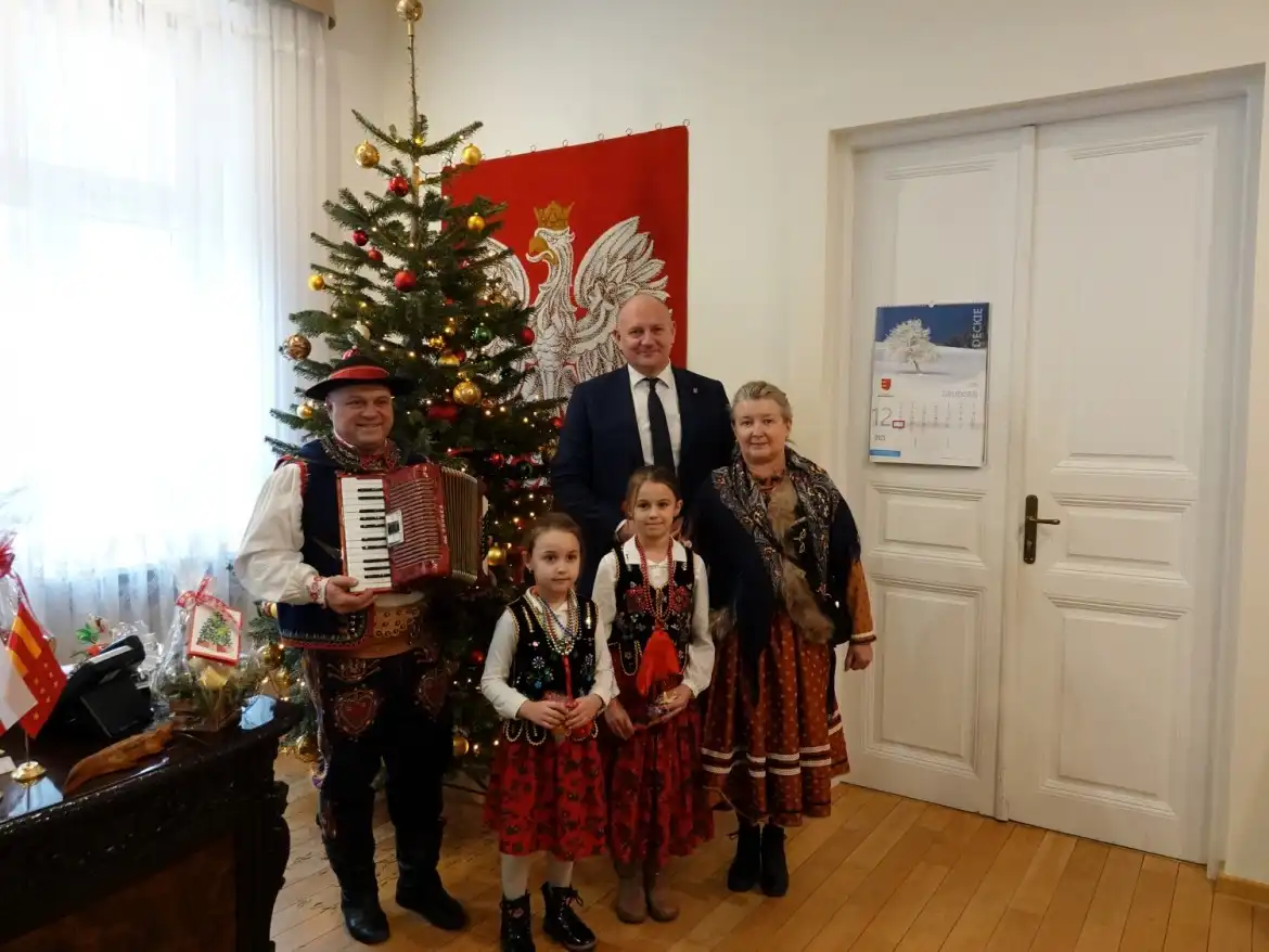 Z kolędą u starosty. „Helenka” w Nowym Sączu