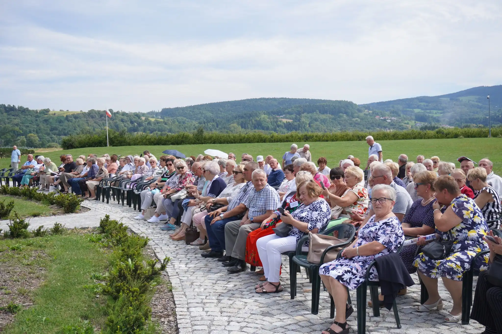 Seniorzy w centrum uwagi. Stary Sącz świętował Gminny Dzień Seniora