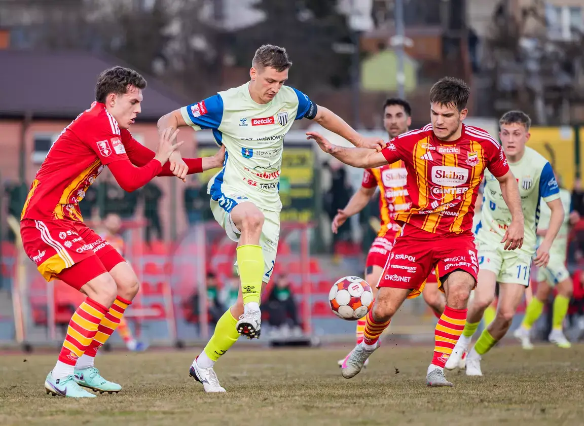 Sandecja triumfuje w Chojnicach. Siméon Ouré bohaterem końcówki