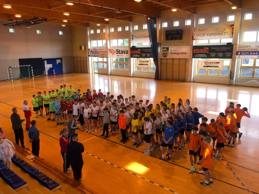 Brzezna areną sportowych zmagań dzieci. Znamy mistrzów gminy Podegrodzie