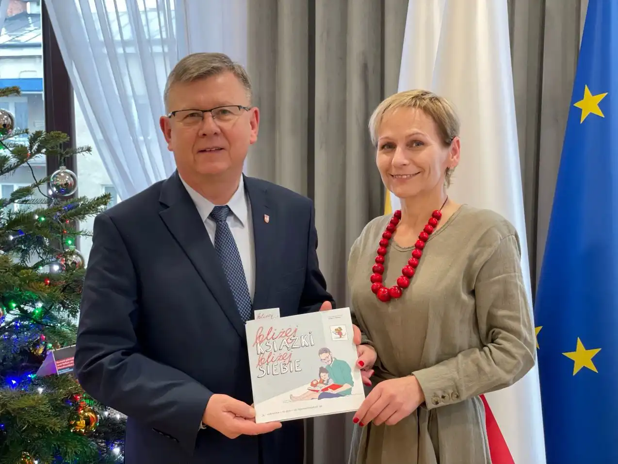 Marszałek Małopolski z wizytą w agendach UMWM w Nowym Targu i Nowym Sączu