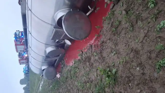 Wypadek ciężarówki na obwodnicy Stadeł