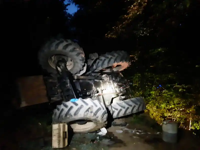 Tragedia w Bilsku. Nie żyje mężczyzna przygnieciony przez ciągnik rolniczy