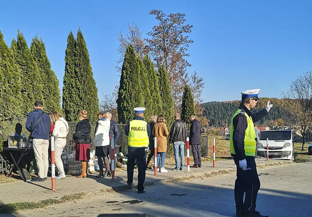 Finał akcji "Znicz" na Sądecczyźnie. Nie obyło się bez kolizji i ofiar śmiertelnych