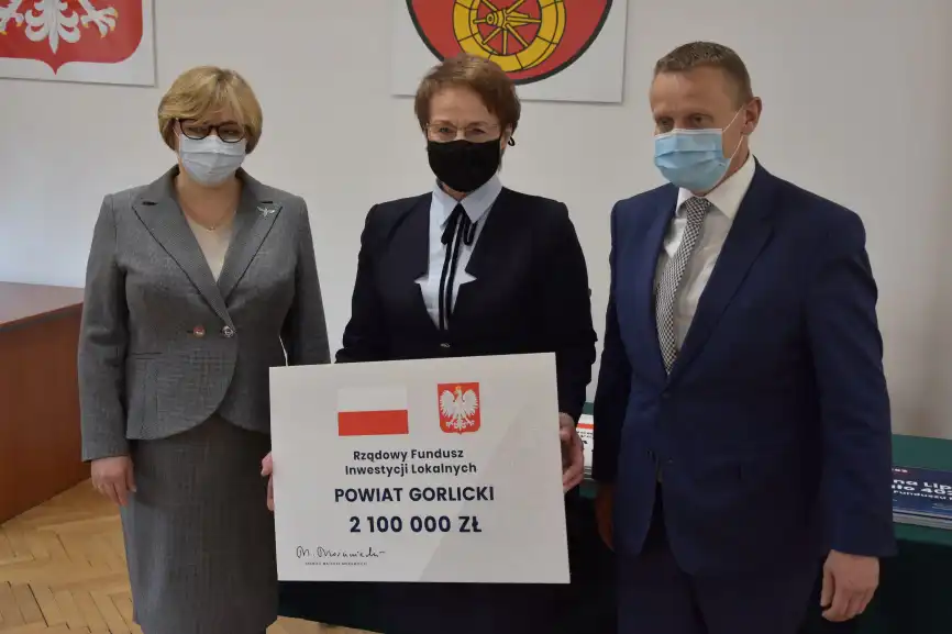 Powiat gorlicki z rządowym wsparciem z Funduszu Inwestycji Lokalnych i Funduszu Rozwoju Dróg
