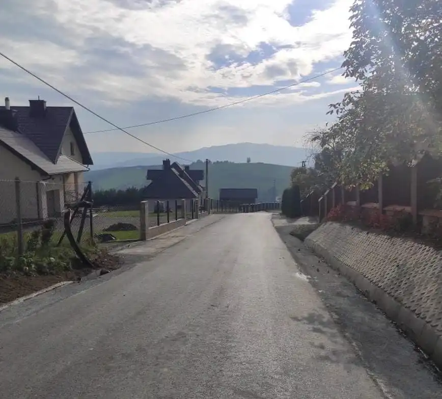 Zakończył się remont kolejnej drogi gminnej