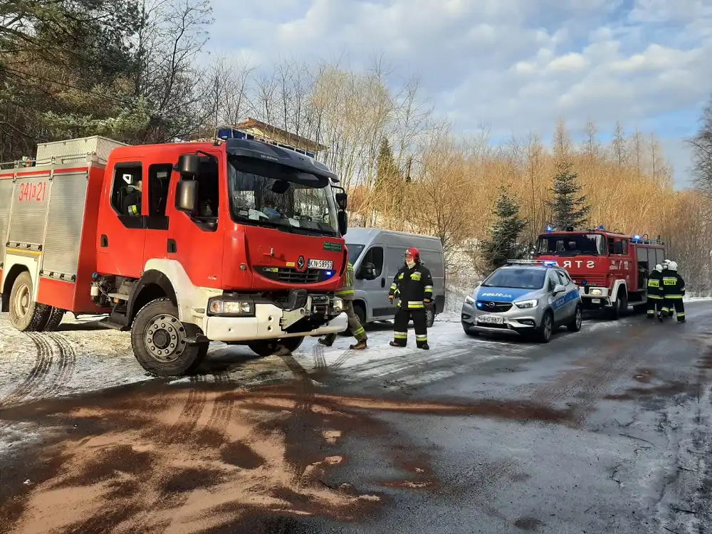 Kraksa we Florynce. Samochód osobowy zderzył się z dostawczym