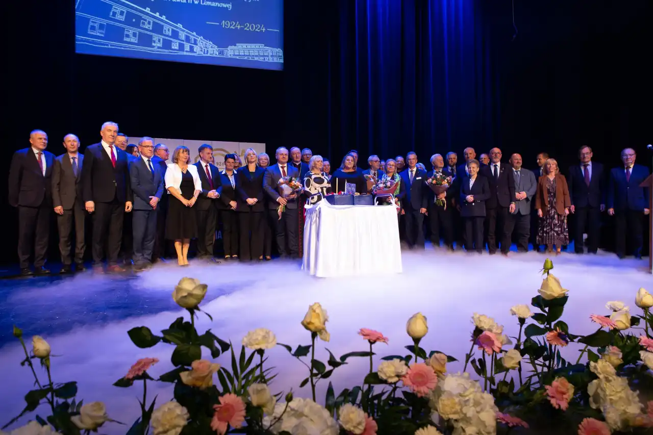 Ogień wiedzy płonie od 100 lat. Jubileusz limanowskiego "Mechanika"