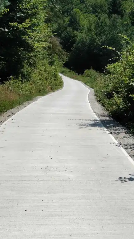 Na terenie Miasta i Gminy Piwniczna-Zdrój trwają inwestycje drogowe. Część z nich została zakończona