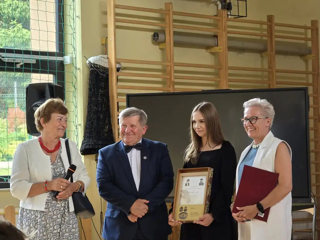Wyjątkowa nagroda w Roztoce. Wiktoria Wąsik najlepszą absolwentką