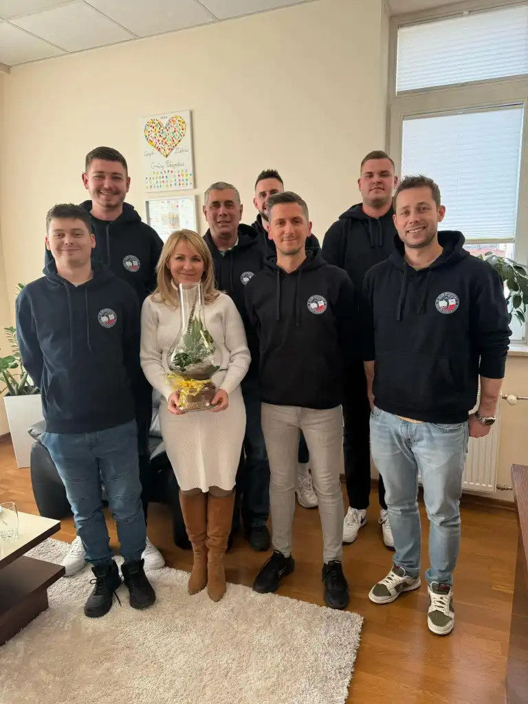 Złoto dla Podegrodzia! KS Volley na szczycie Małopolski!