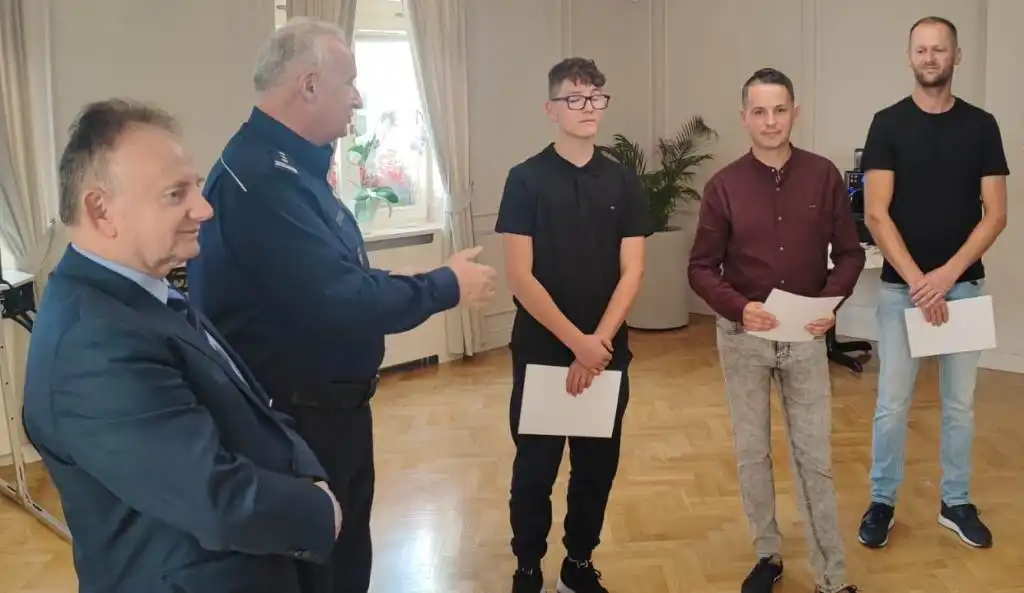 Wyjątkowa odwaga mieszkańców Muszyny – wzorowe obywatelskie ujęcie złodziei