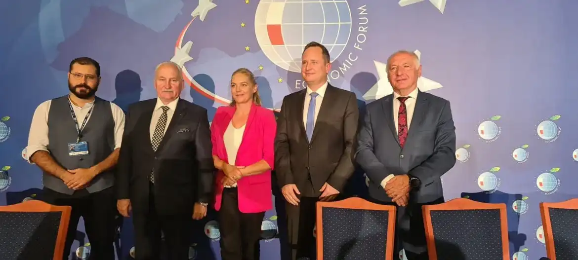 Forum Ekonomiczne w Karpaczu - dyskusje o nowych wyzwaniach. Wśród panelistów starosta nowosądecki