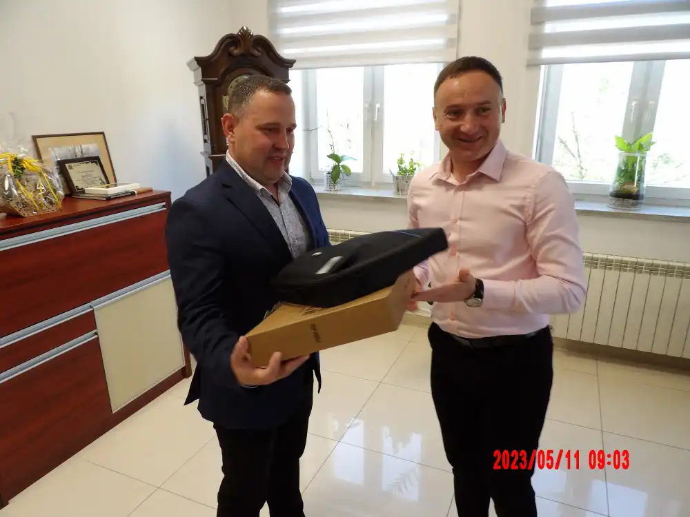 Gmina Grybów z dofinansowaniem na zakup sprzętu do nauczania