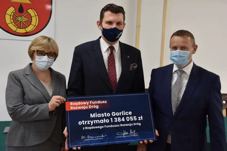 Powiat gorlicki z rządowym wsparciem z Funduszu Inwestycji Lokalnych i Funduszu Rozwoju Dróg