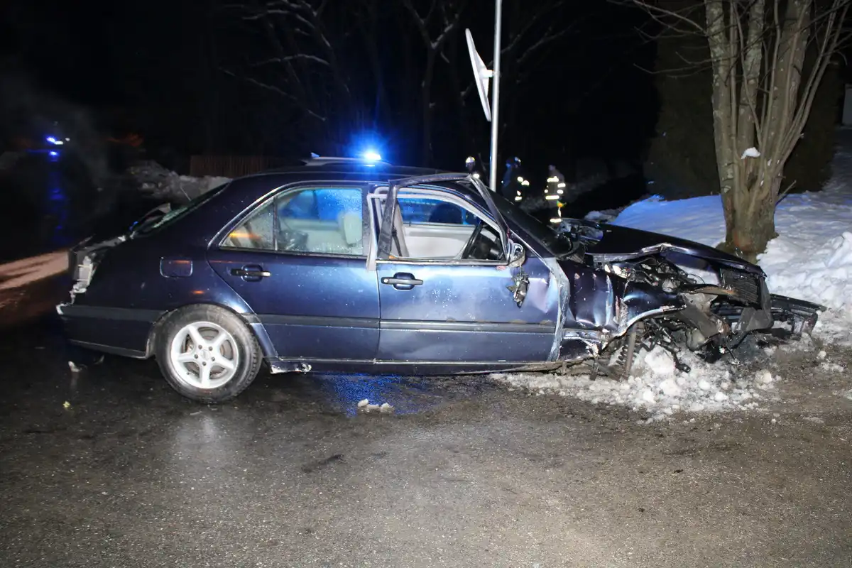 Śmiertelny wypadek w powiecie gorlickim. Nie żyje 25-latek