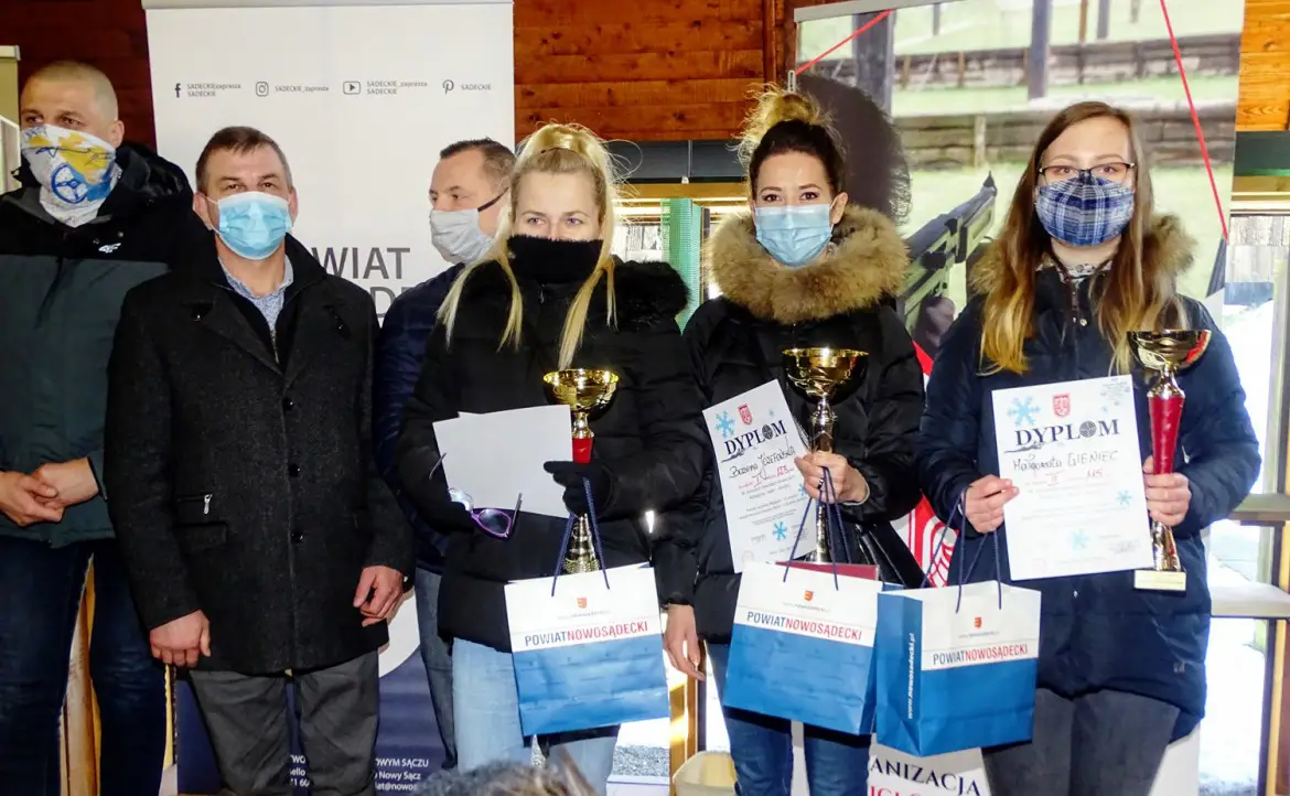 Na strzelnicy LOK w Nowym Sączu odbyły się Otwarte Powiatowe Zimowe Zawody Strzeleckie