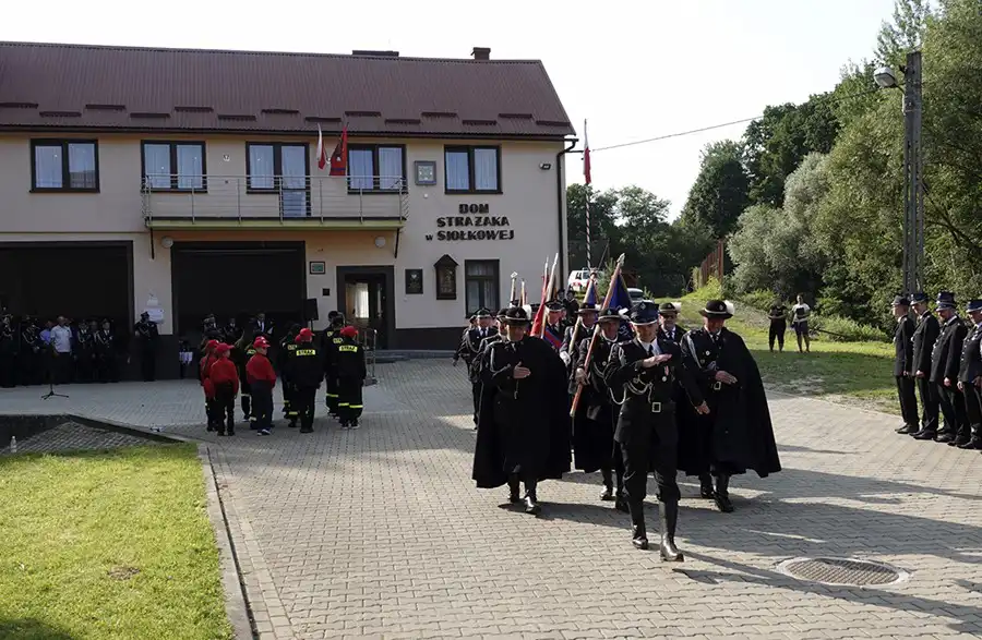 Strażacy z Siołkowej otrzymali nowy wóz bojowy
