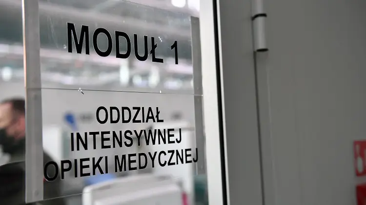 Wojskowy szpital tymczasowy na Okęciu gotowy do przyjęcia pacjentów