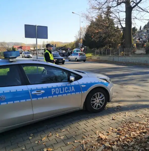 Finał akcji "Znicz" na Sądecczyźnie. Nie obyło się bez kolizji i ofiar śmiertelnych