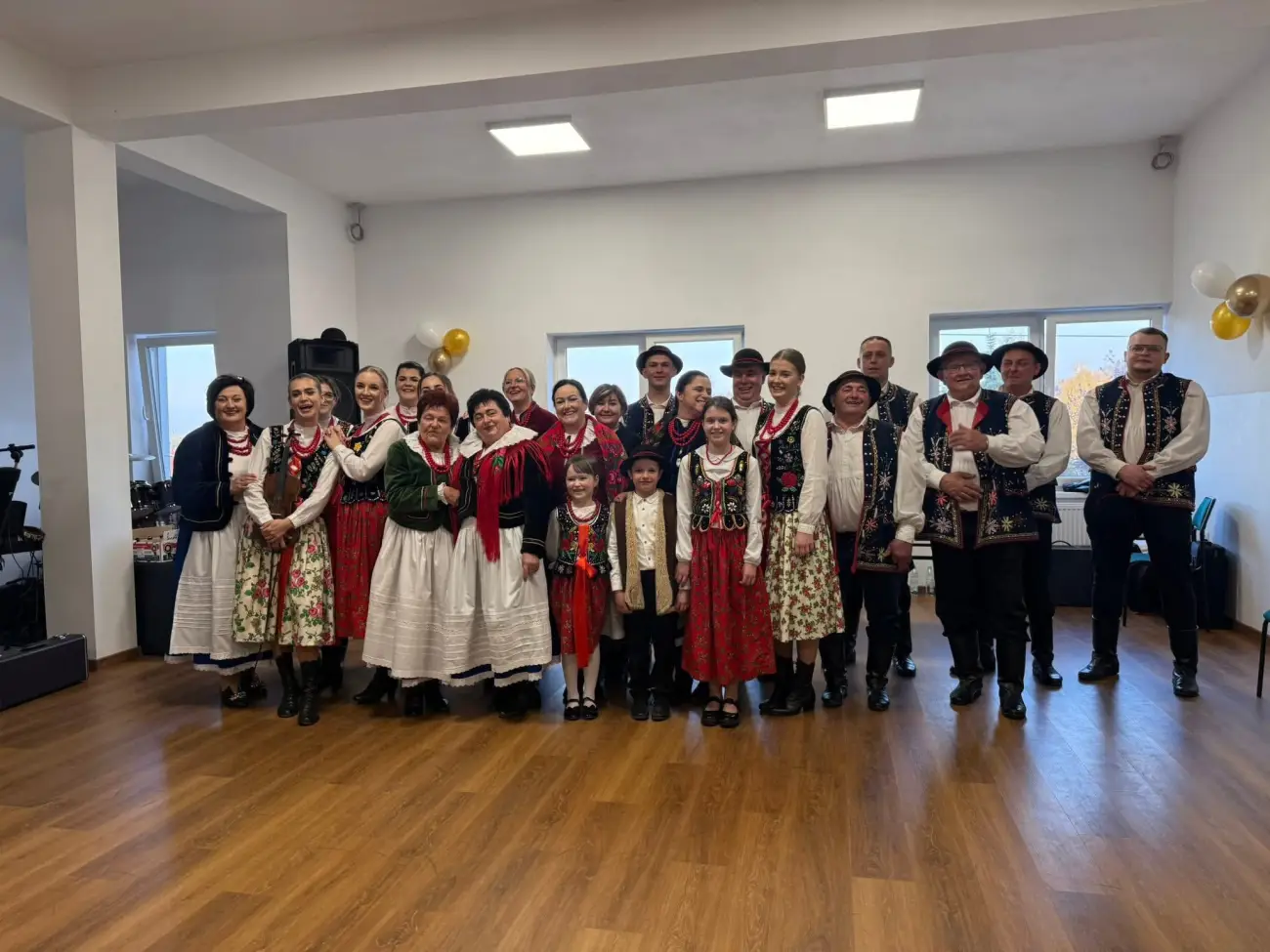 Dekada tradycji i pasji. Jubileusz zespołu ludowego Skrzydlanie