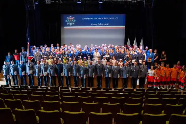 Powiat Limanowski uczcił Święto Policji i jubileusz kobiet w służbie