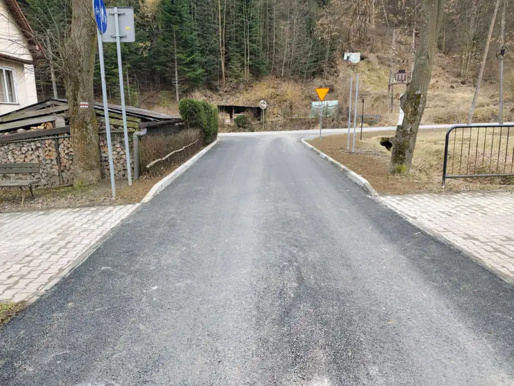 Modernizacja drogi gminnej w Piwnicznej-Zdroju. Etap I zakończony, kolejny już w planach