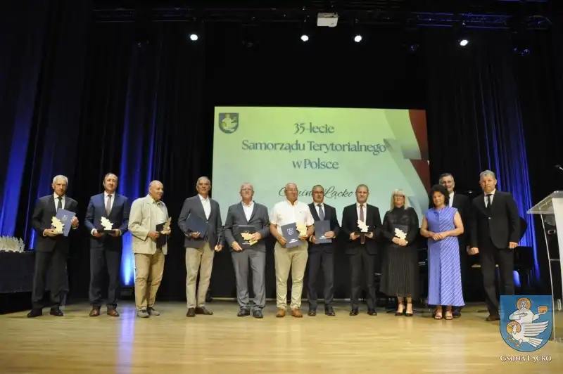 Trzy i pół dekady lokalnej demokracji. Uroczysta sesja w Łącku