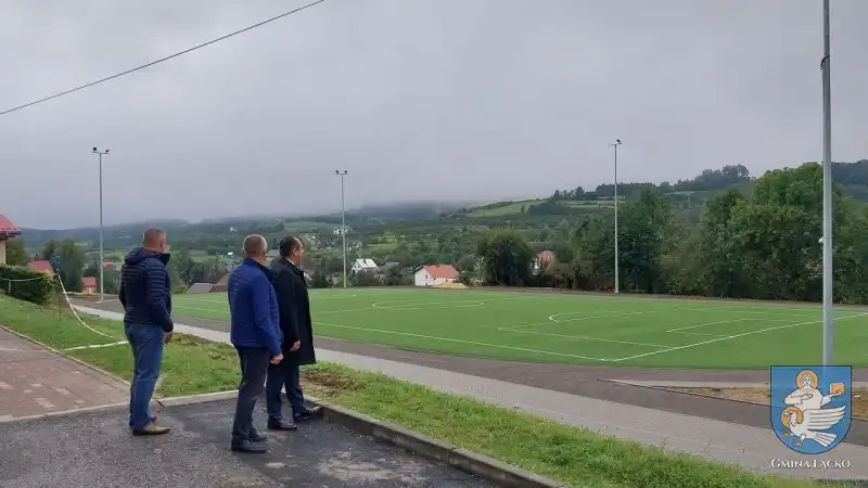 Gmina Łącko z dofinansowaniem na modernizację obiektów sportowych