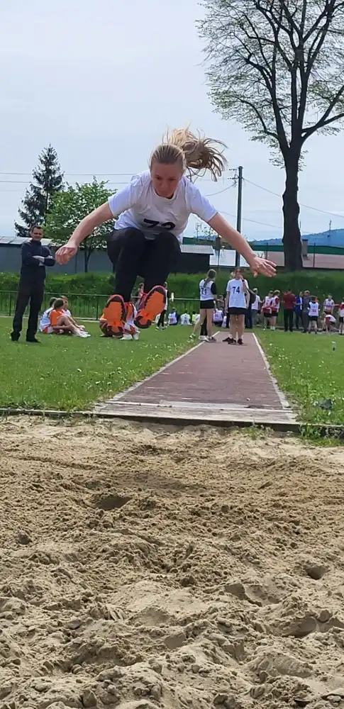 W Nawojowej rozegrano Powiatowe Zawody w Czwórboju Lekkoatletycznym