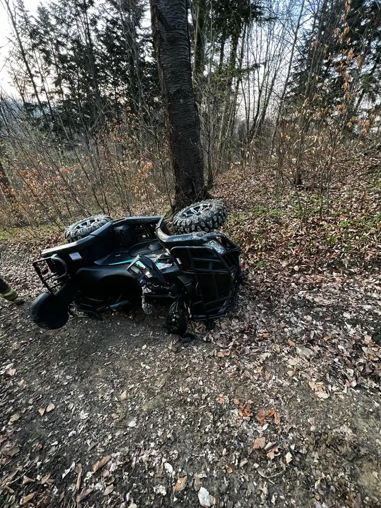 Wypadek w Kurowie. Mężczyznę przygniótł quad