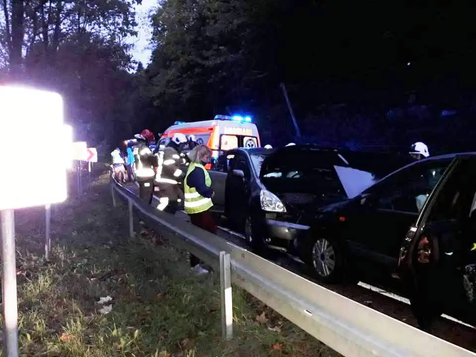 Wypadek w Żegiestowie. Dwie osoby trafiły do szpitala
