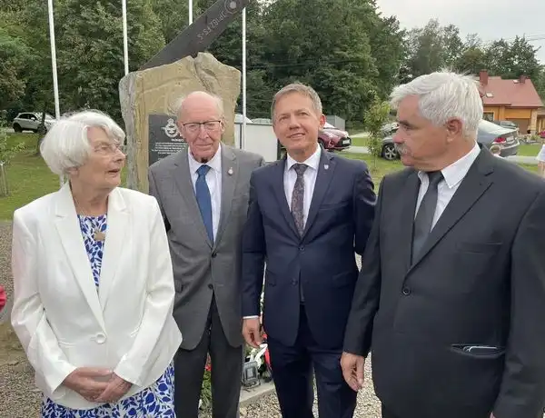 Pamięć o bohaterach żywa: wzruszające uroczystości w Wojnarowej
